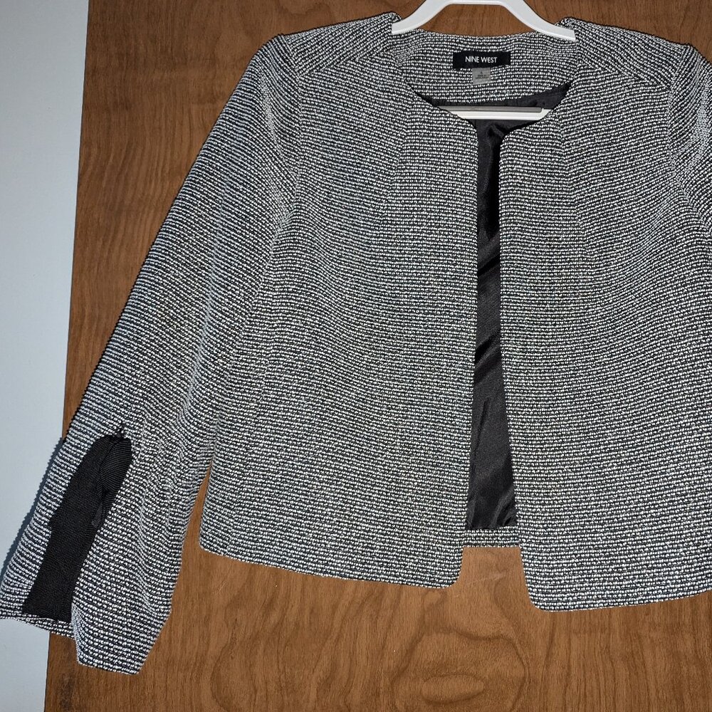 Nine West black and white blazer with ribbons on flared sleeves